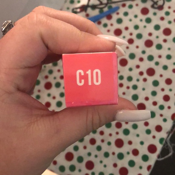 Jeffree Star Magic Star Concealer - Picture 2 of 2